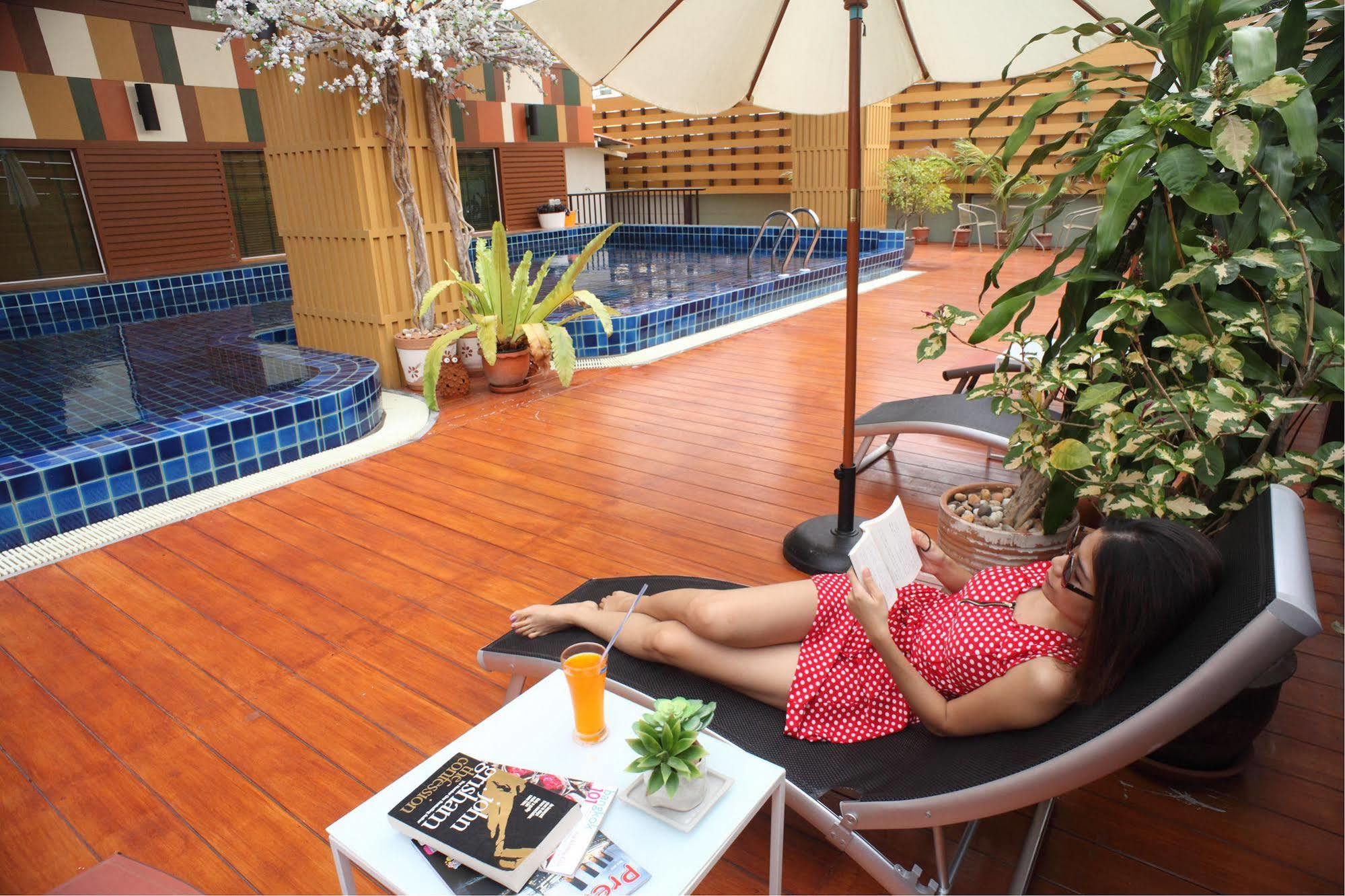 Prom Ratchada Hotel - Sha Plus Бангкок Экстерьер фото